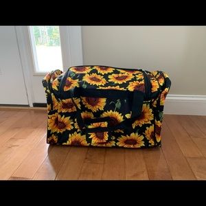 Ngil sunflower duffle bag NWT